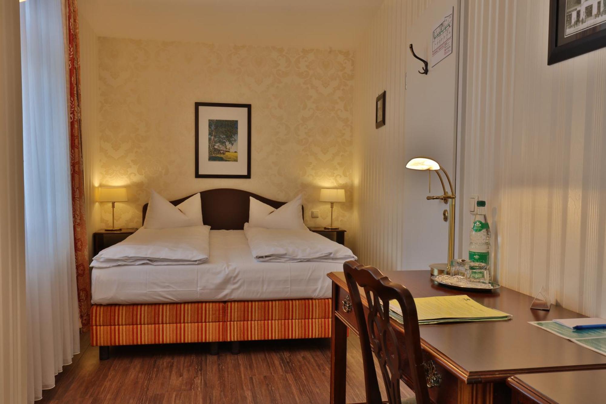 Hotel Elefant شفيرين الغرفة الصورة