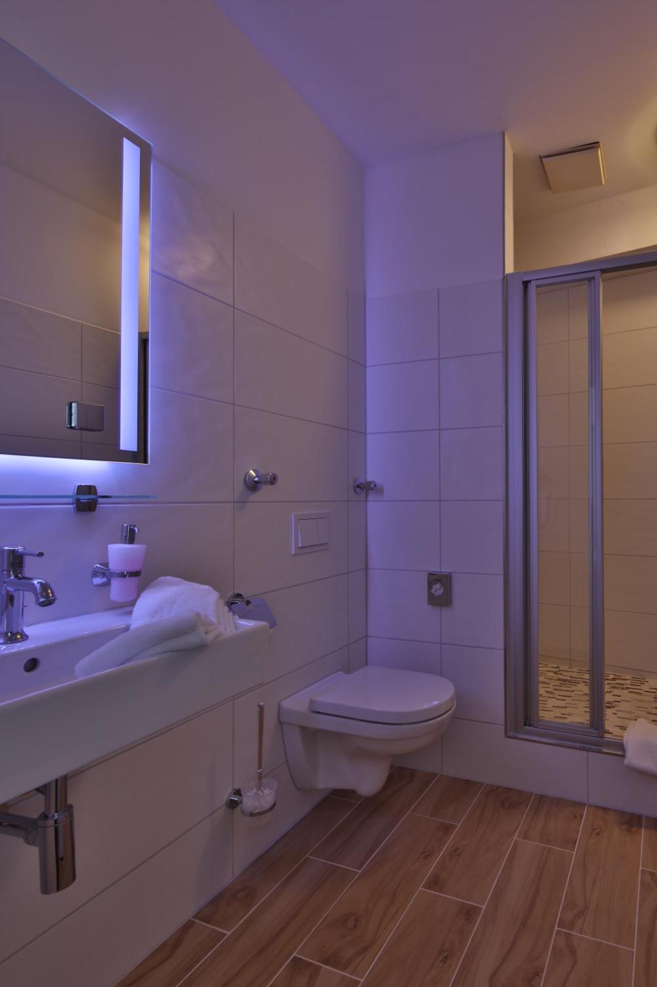 Hotel Elefant شفيرين الغرفة الصورة