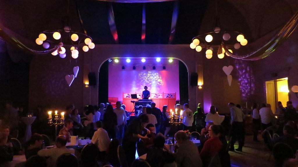 Hotel Elefant شفيرين المظهر الخارجي الصورة