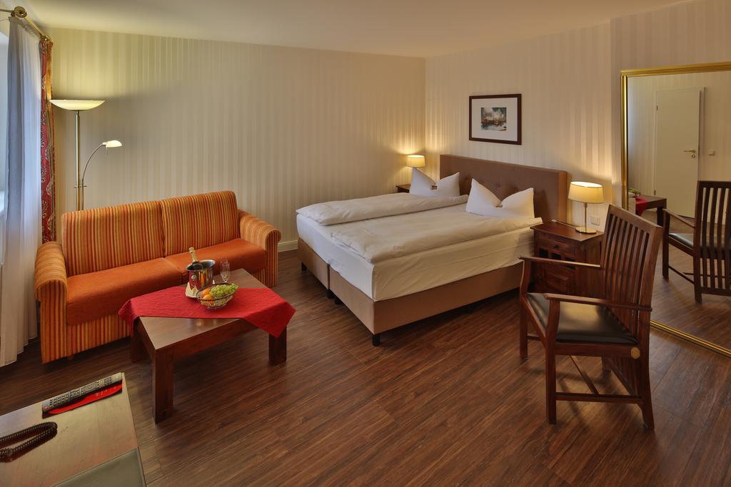 Hotel Elefant شفيرين المظهر الخارجي الصورة
