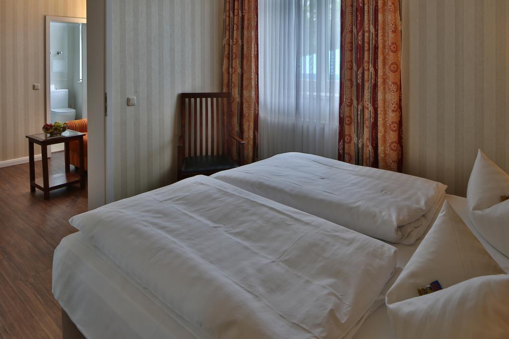 Hotel Elefant شفيرين المظهر الخارجي الصورة