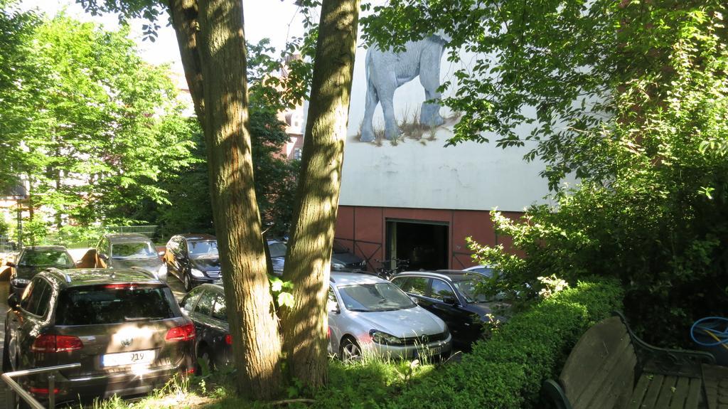 Hotel Elefant شفيرين المظهر الخارجي الصورة